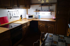 mala-kuchyn-ve-spolecenske-mistnosti-6d78-